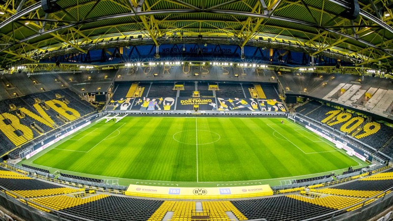 Sân vận động Signal Iduna Park - Niềm tự hào của Dortmund với cả thế giới
